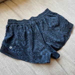 Lululemon Hotty Hot High-Rise Shorts